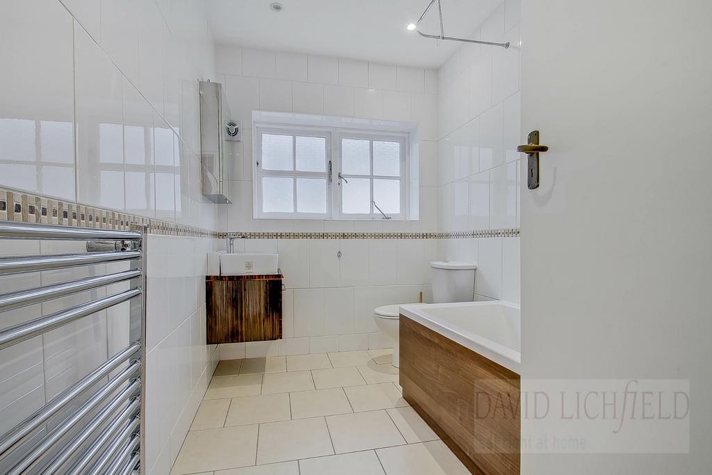 Main Bathroom