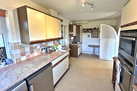 3 bedroom detached house for sale, Manchester Road, Sway, Lymington, Hampshire, SO41