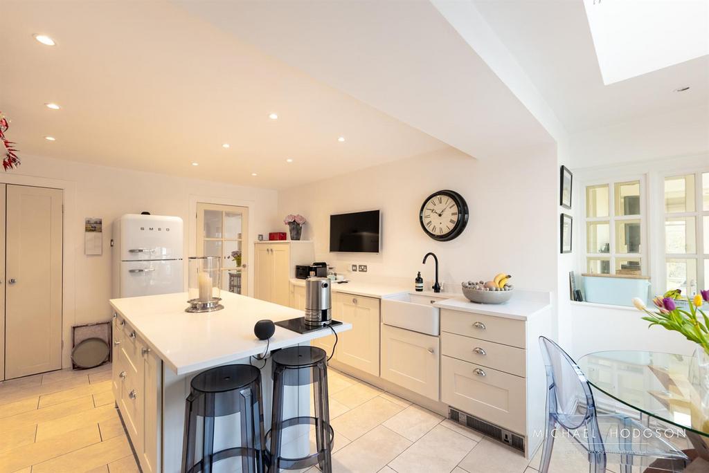 59 Front Street Whitburn-37.jpg