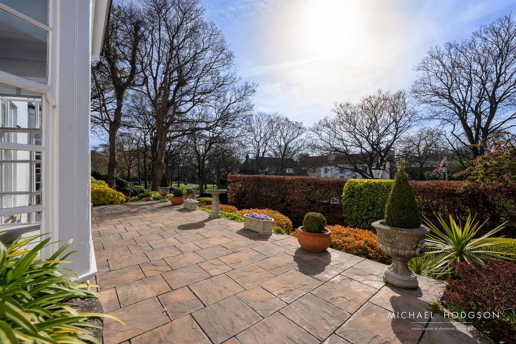 59 Front Street Whitburn-74.jpg