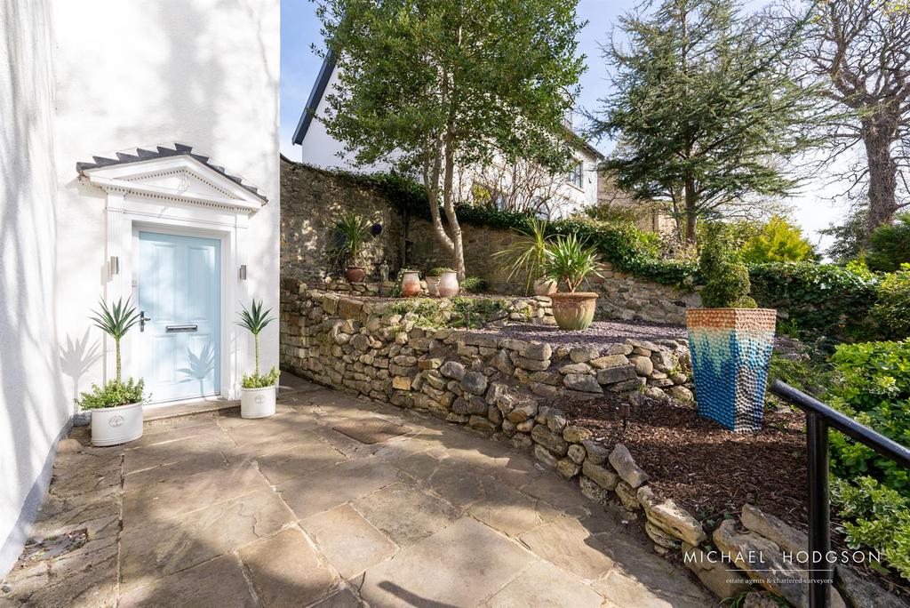 59 Front Street Whitburn-16.jpg