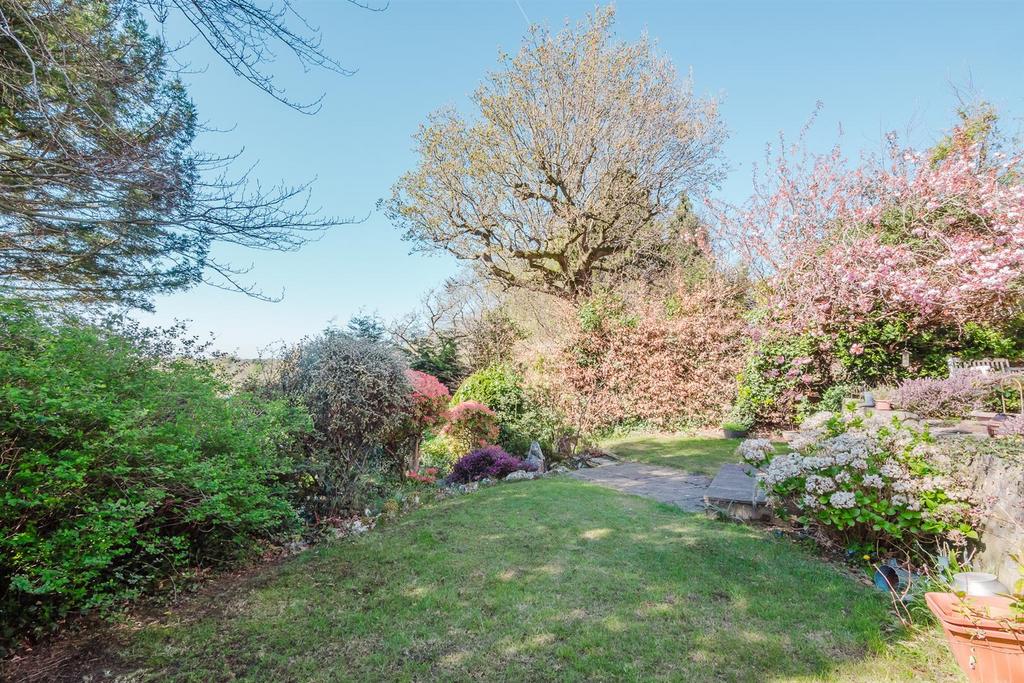 Gardens Aspect 5