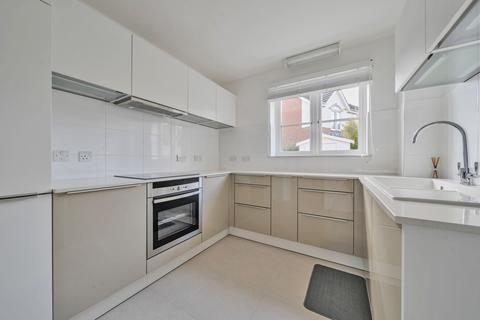 4 Tangmere Grove, Kingston Upon Thames, KT2 5GT
