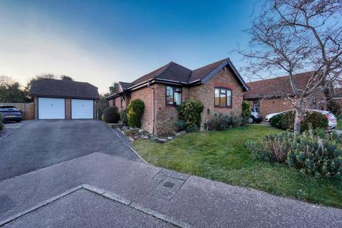 2 bedroom detached bungalow for sale, Meads Avenue, Hove, BN3