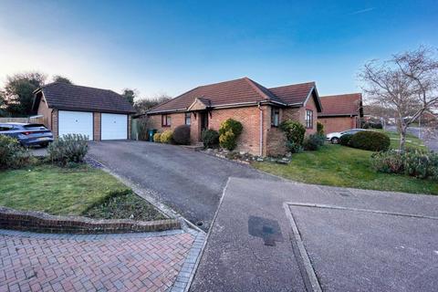 2 bedroom detached bungalow for sale, Meads Avenue, Hove, BN3