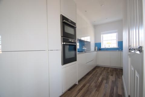 Flat 1, George Apartments Church Road, Farnborough, Orpington, BR6 7DB