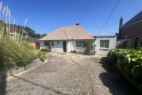 3 bedroom detached bungalow for sale, Nodgham Lane, Carisbrooke
