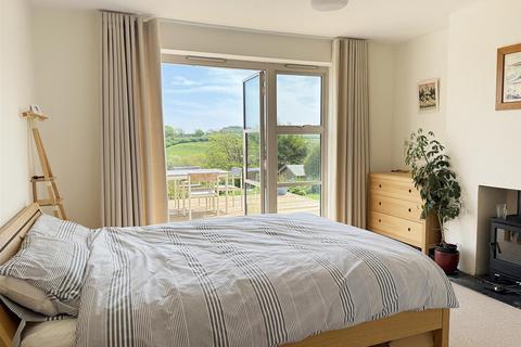 3 bedroom detached bungalow for sale, Nodgham Lane, Carisbrooke