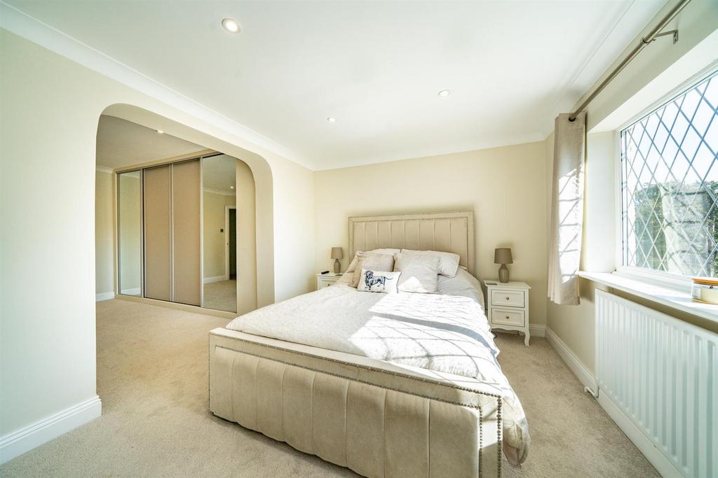 3-Stratford-Way-1024.jpg