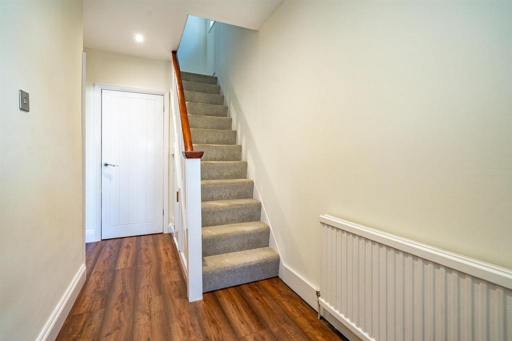 3-Stratford-Way-1008.jpg