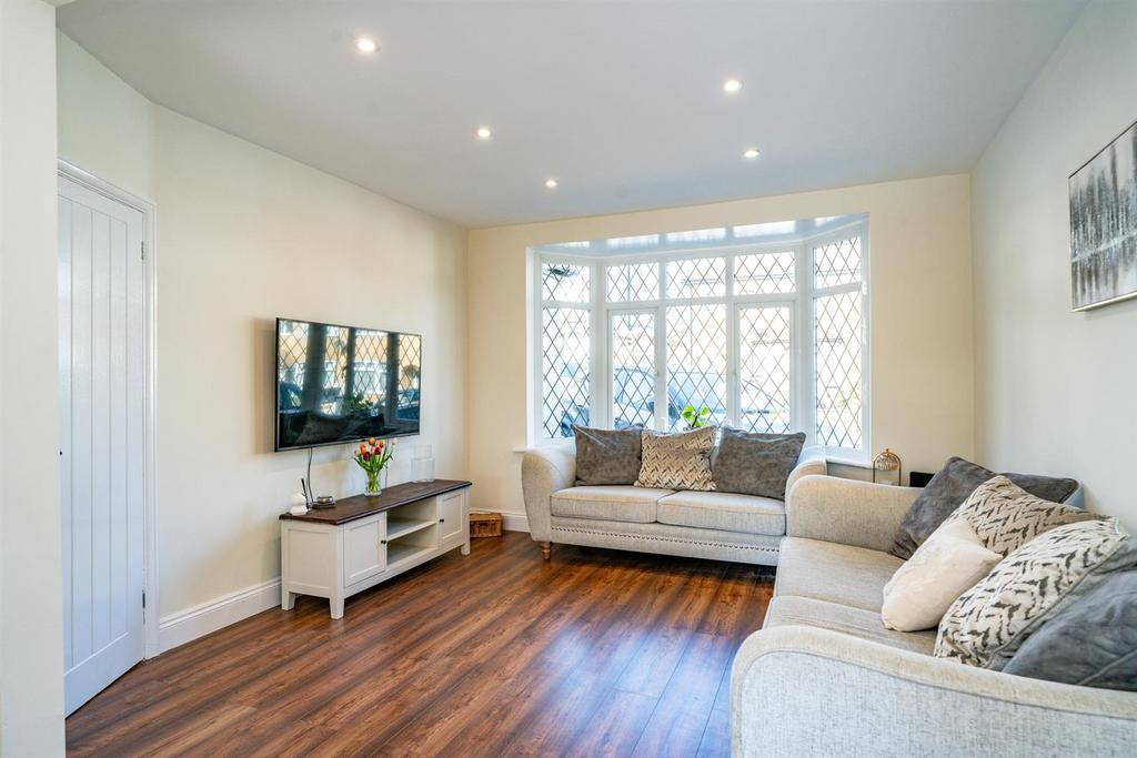 3-Stratford-Way-1013.jpg