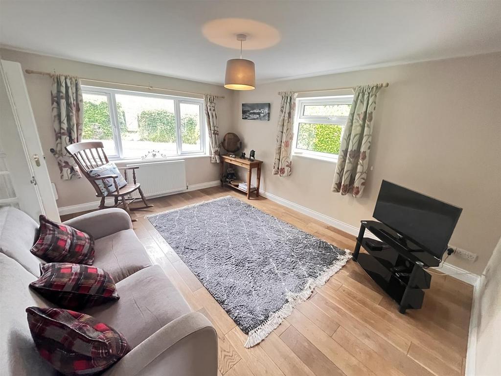 Dining / sitting room