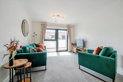 2 bedroom apartment for sale, Blueberry Court, Broadis Way, Rainham, RM13