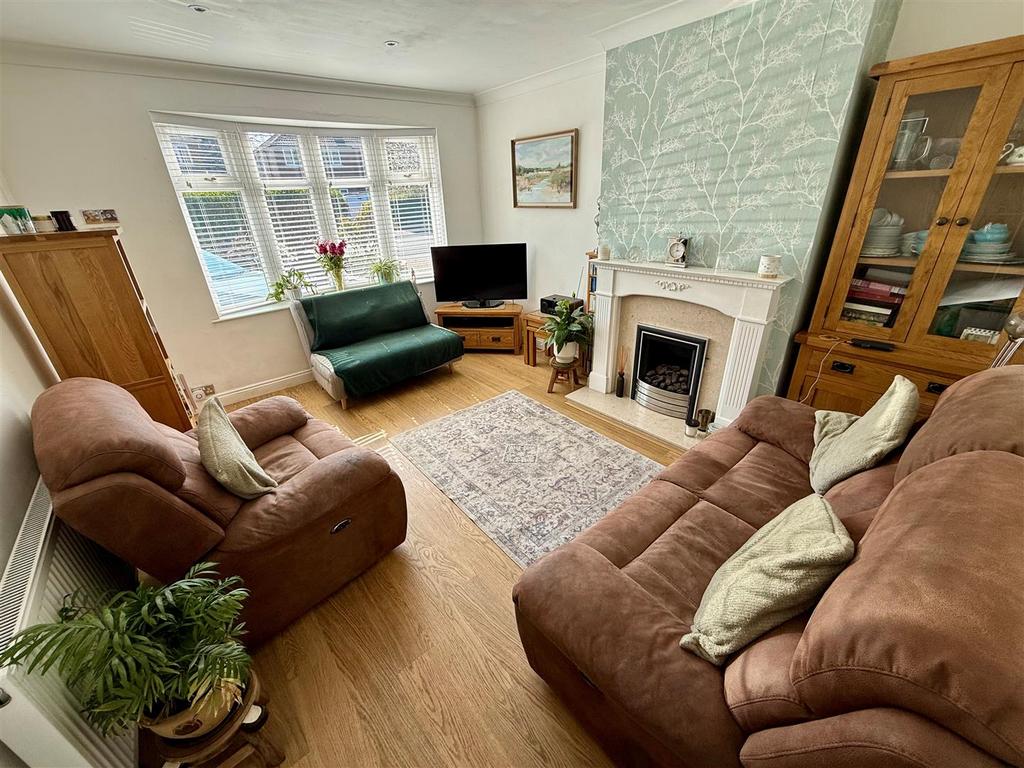 CC153 Lounge.jpg