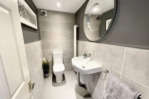 124 Bills Lane, Shirley, Solihull, B90 2PF