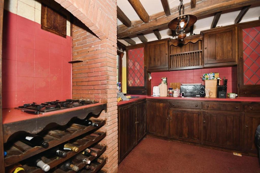 KITCHEN.jpg