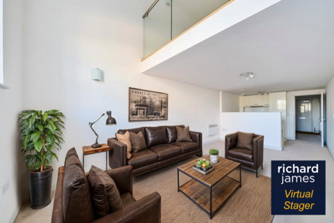 1 bedroom duplex for sale, Swindon, SN2