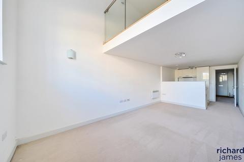 1 bedroom duplex for sale, Swindon, SN2