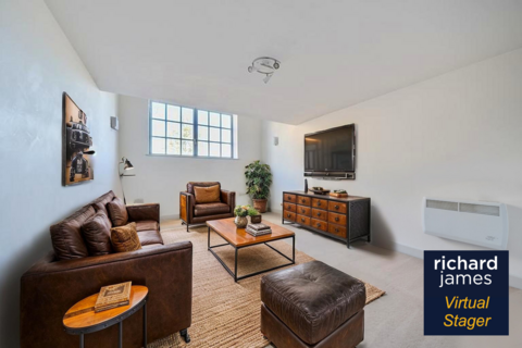 1 bedroom duplex for sale, Swindon, SN2
