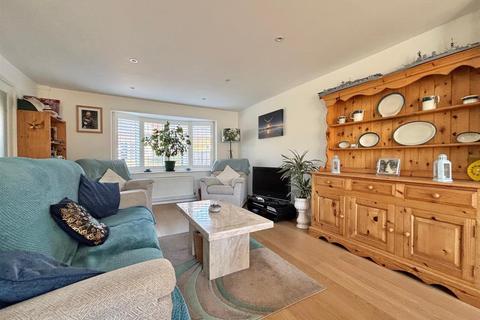 3 bedroom terraced house for sale, Collet Road, Kemsing