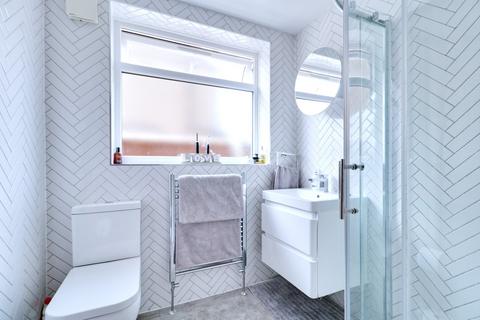 36 West Road, South Ockendon, RM15 6PH