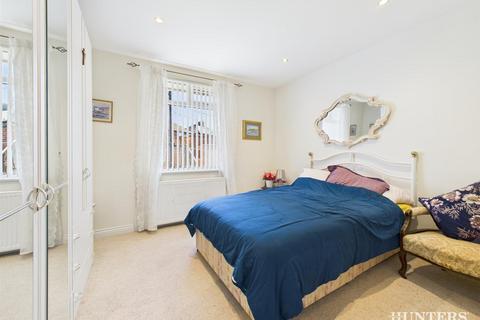 8 Barr Hills, Consett, DH8 5NB
