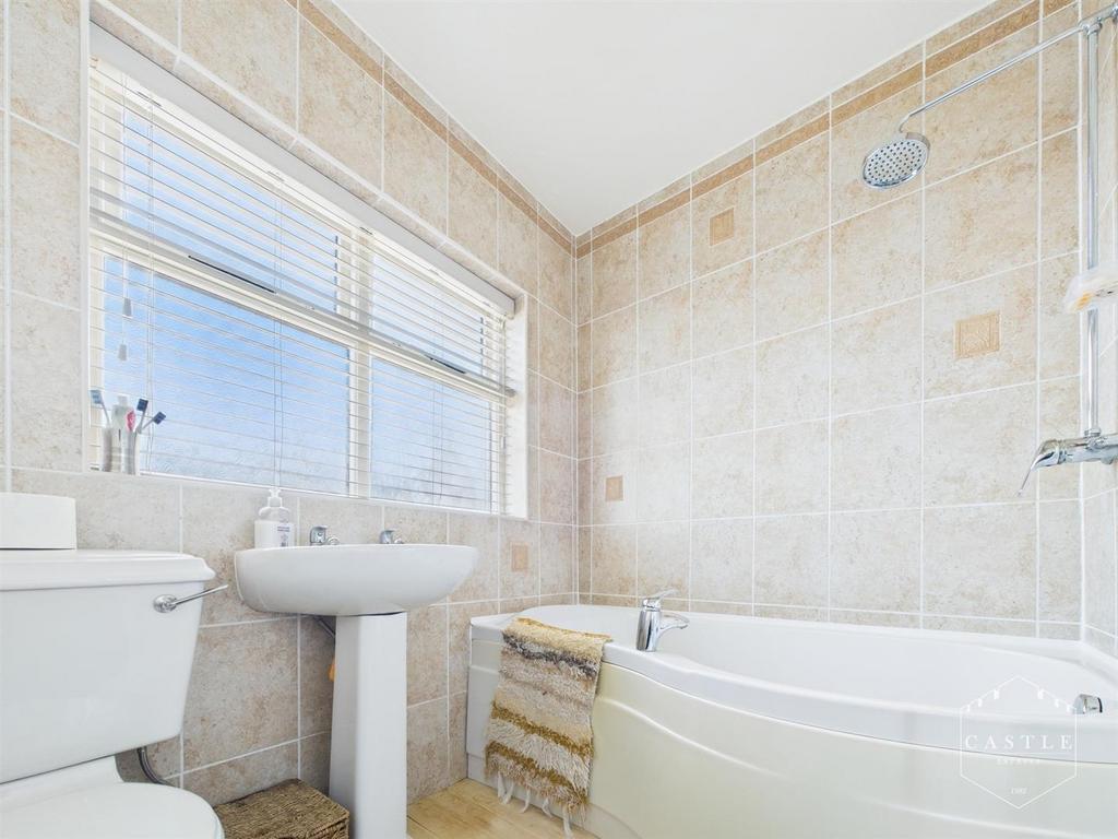Family bathroom