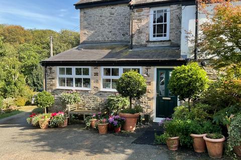 4 bedroom detached house for sale, Tranquil Countryside Setting in the Heart of The Roseland Peninsula.