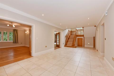 Headley House Beech Close, Cobham, KT11 2EN