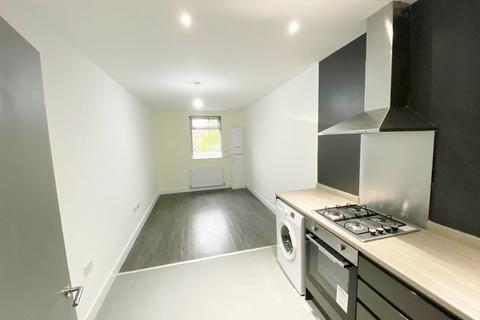 1 bedroom flat to rent, 151 Chorley Old Road, Bolton BL1