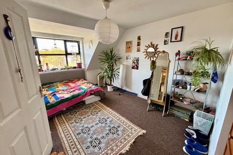 2 bedroom apartment for sale, Maytrees, Fishponds Road, Bristol BS5 6SD