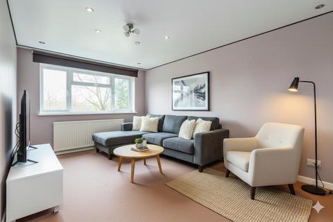 2 bedroom flat for sale, Park Road, Chiswick W4