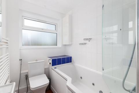 2 bedroom flat for sale, Park Road, Chiswick W4