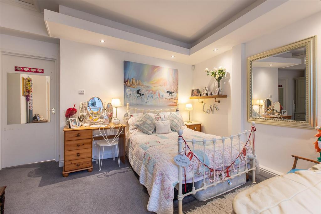 Bondgate 3 Studio-2.jpg