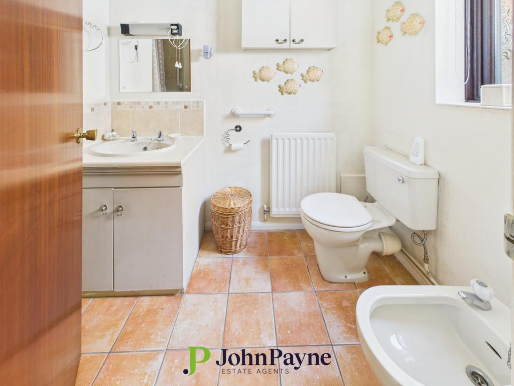 Ensuite