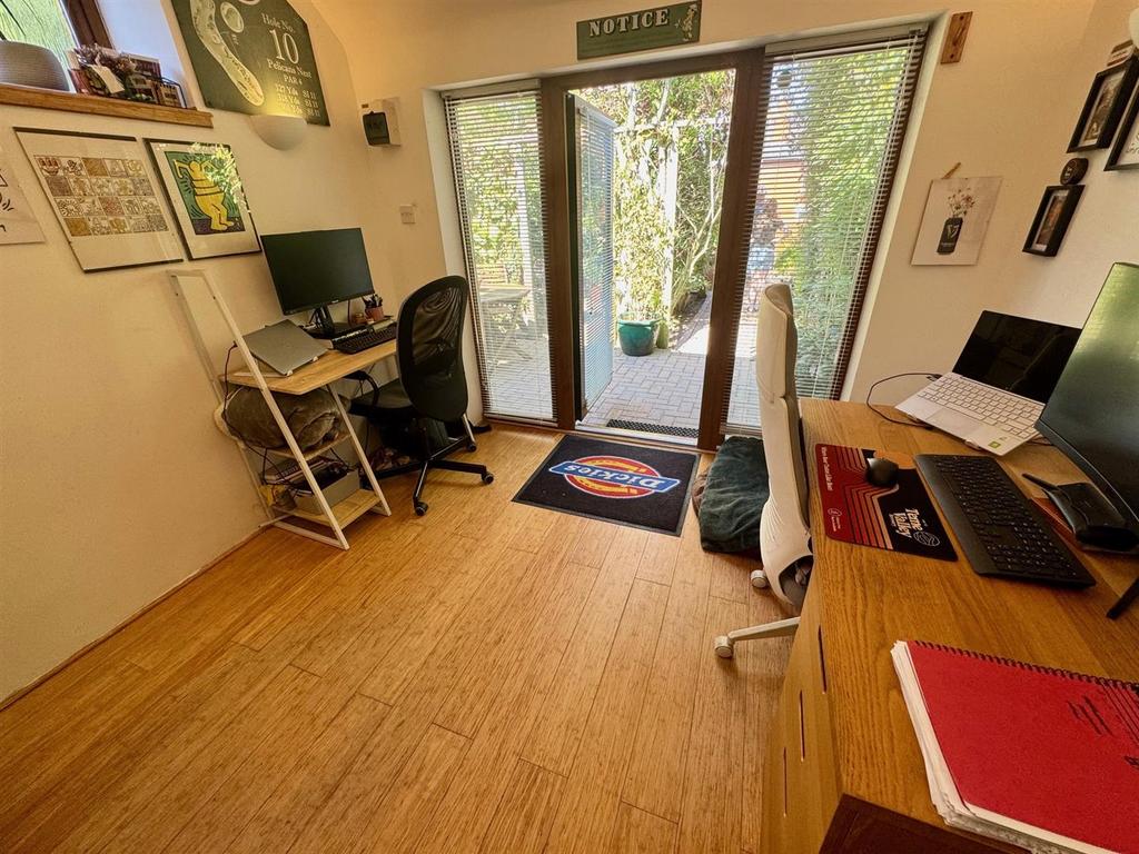 Garden Room.jpg