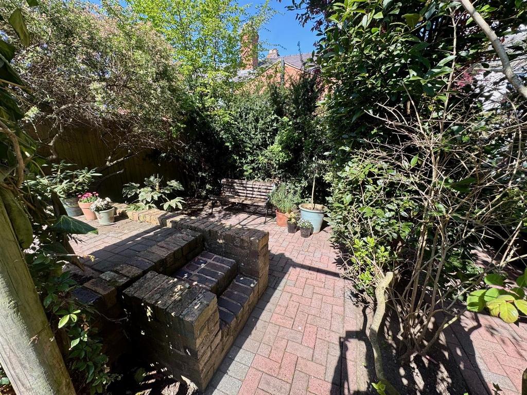 Garden.jpg