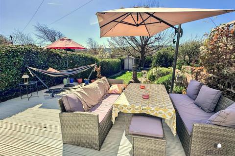 6 bedroom house for sale, Willingdon Road, Eastbourne BN21