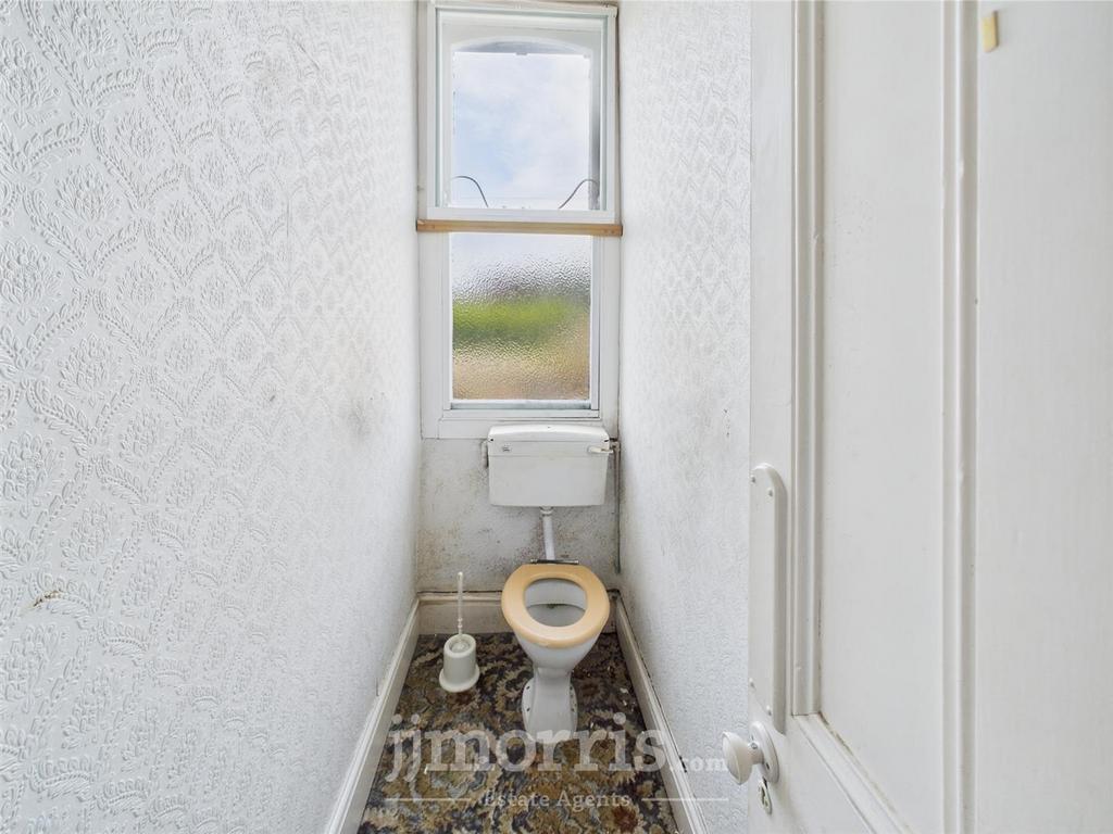 Separate WC