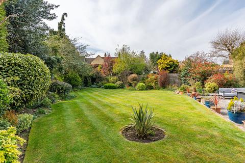 5 bedroom detached house for sale, Wengeo Lane, Ware SG12
