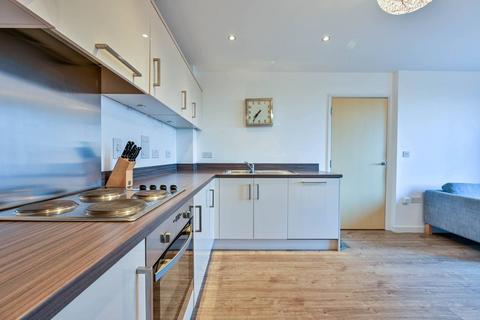 1 bedroom flat for sale, Guildford Road, Woking, GU22