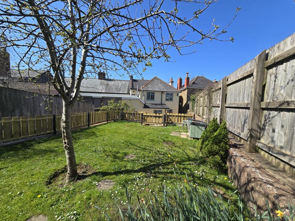 Garden 1.jpg