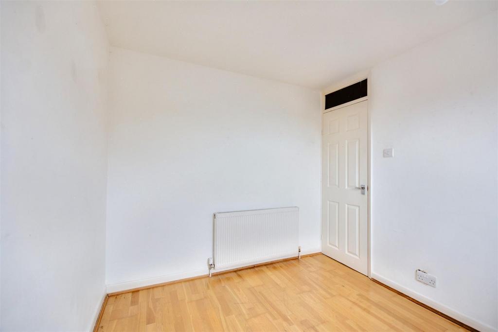 Bedroom 3 2.jpeg