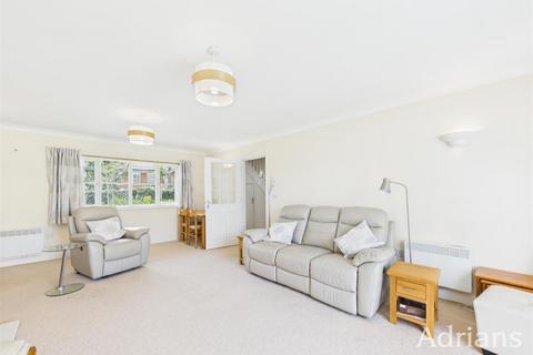 2 bedroom retirement property for sale, Little Orchards, Chelmsford