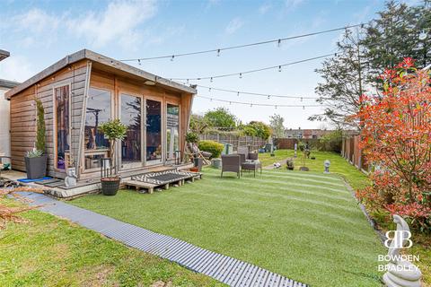 undefined, Branch Road, Hainault,