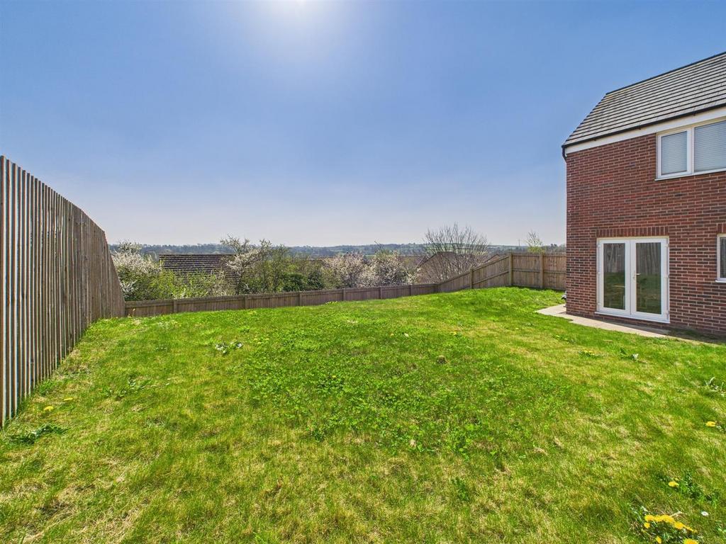 CAM03278 G0-PR0123-STILL013.jpg