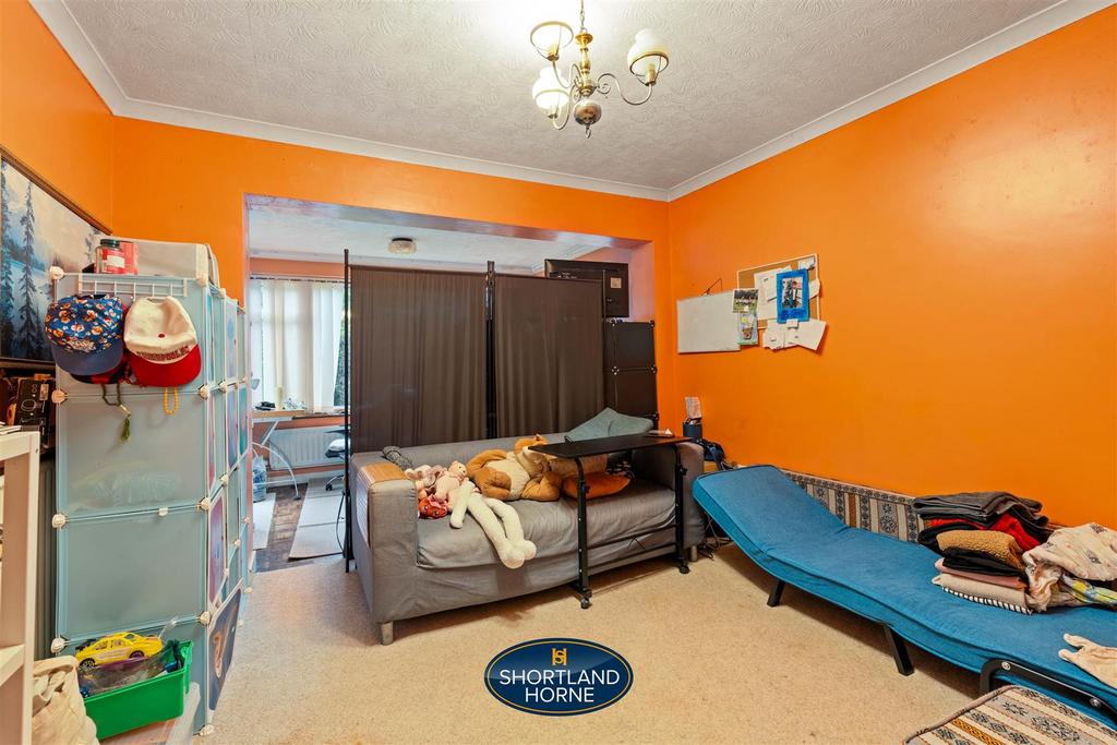 120 de Montfort Way WM (12 of 18).jpg