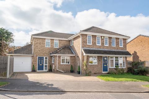 12a Avon Road, Oakley, Basingstoke, RG23 7DW
