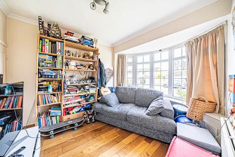 12a Avon Road, Oakley, Basingstoke, RG23 7DW