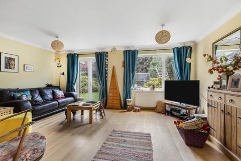 30 The Limes, Harston, Cambridge, CB22 7QT